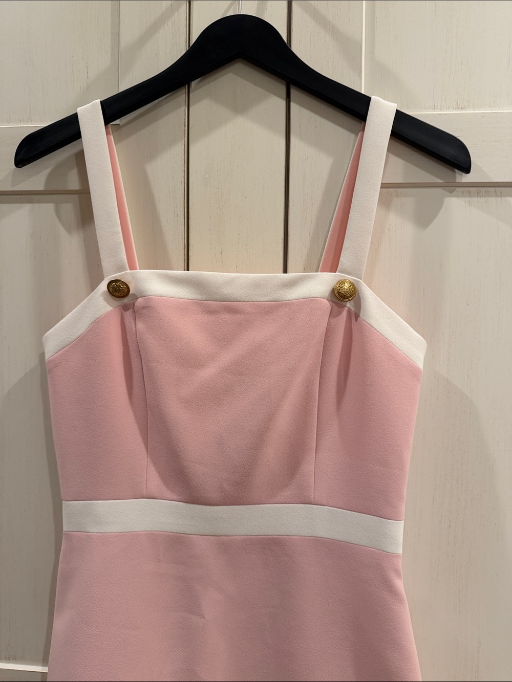 Alice + Olivia Pale Pink Pleated Mini Dress with White Trim - Picture 4 of 8
